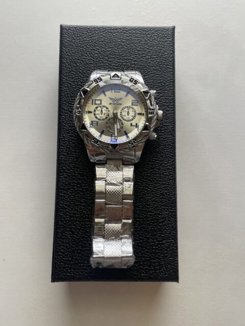 Men’s Oversized Silver Quartz Watch XL Big Face Chronograph Style – New