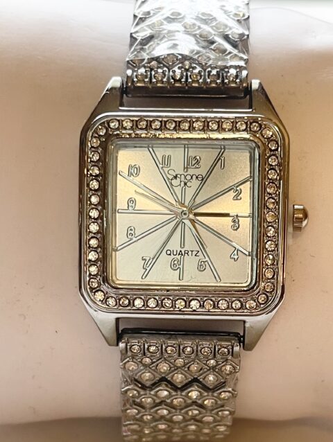 Chic Women’s Silver Crystal Watch Square Face Rhinestone Bracelet Quartz